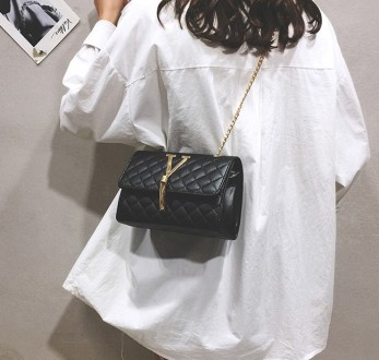 
Женская стильная сумочка клатч
Характеристики:
Материал: Плотная и высококачест. . фото 5