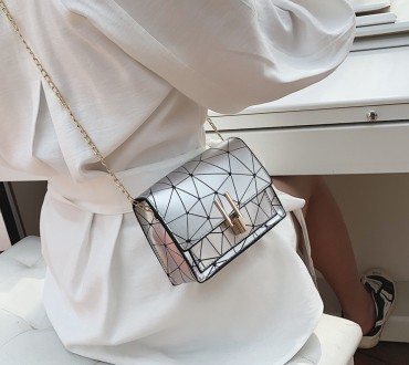 
Модная женская мини сумочка клатч
Характеристики:
Материал: Плотная и высококач. . фото 3