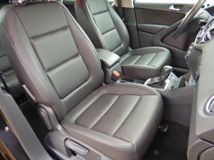 Volkswagen Tiguan 2018 - комфортный автомобиль, подходящий и для семьи, и для би. . фото 11