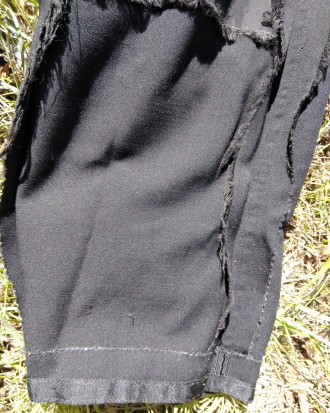 Чёрные военные брюки, парадные, с чёрными лампасами, покрой - свободный, напомин. . фото 8