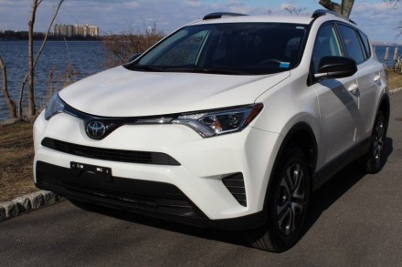 Toyota RAV4 2018 – надежный лидер сегмента!. Киев. фото 1 Toyota RAV4 2018 – надежный лидер сегмента!. Киев. фото 1