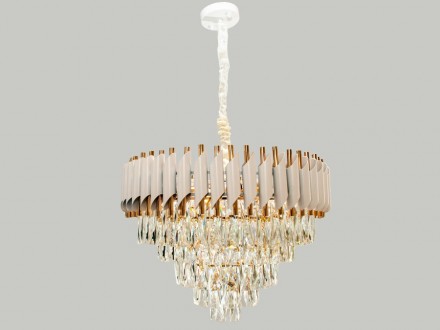 Современная хрустальная люстра 1013-600WH+G. Одесса. фото 1 Современная хрустальная люстра 1013-600WH+G. Одесса. фото 1