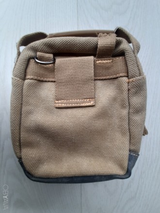 Мужская сумочка через плечо из плотной ткани

Практичная, хорошего качества
Д. . фото 4