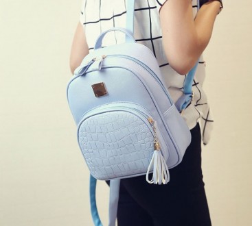 
Кожаный женский рюкзак Экокожа
 Характеристики:
Материал: Плотная и высококачес. . фото 5