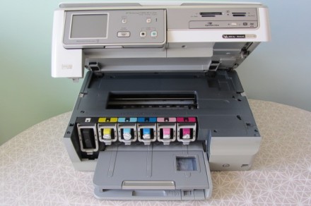 Продам МФУ  HP Photosmart C8183 ALL-in-One

    Струйный цветной принтер/скане. . фото 6