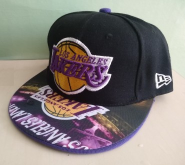 Снепбэк New Era Los Angeles Lakers NBA черная (33342LAB)
Стильная брендовая вещь. . фото 3