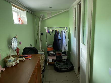 Квартира состоит из коридора, большой кухни, санузла и двух комнат.
В квартире . Ленинский. фото 9