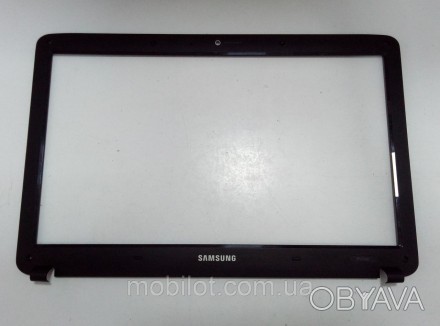 Корпус Samsung RV508 (NZ-14464) 
Часть корпуса рамка и крышка матрицы к ноутбуку. . фото 1