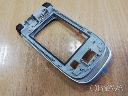 Оригінальна середня частина для Nokia 6131 з пружинним механізмом відкривання. Т. . фото 1