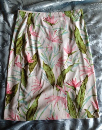 Красивая легкая летняя юбка от шведского бренда Hennes Collection. Многоцветная.. . фото 2