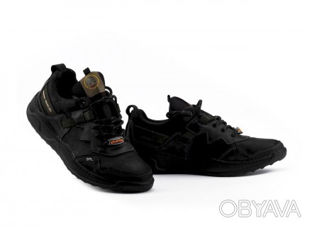 Кроссовки мужские кожаные черные Splinter Trend 1520
Черные мужские кожаные крос. . фото 1