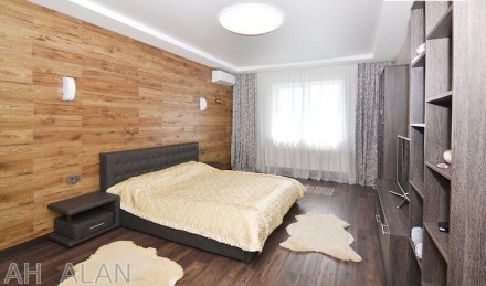 4-комнатная квартира, 145 м.кв.. Киев. фото 1 4-комнатная квартира, 145 м.кв.. Киев. фото 1