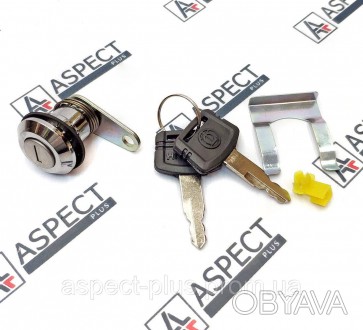 Замок с ключами Hitachi ZX-series 4665491 AFTERMARKET Lock with keys
. . фото 1
