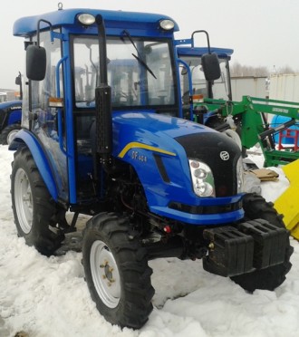 Трактор Dongfeng-404С (Донгфенг-404C) с обновленной кабиной. Васильков. фото 1 Трактор Dongfeng-404С (Донгфенг-404C) с обновленной кабиной. Васильков. фото 1