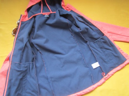 Новая качественная куртка на флисе, софтшелл, р.164, Mounta, Сток.
Подойдет как. . фото 3