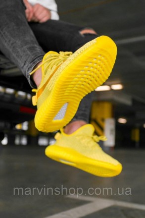 Кроссовки женские желтые Adidas Yeezy Boost 350 V2 
Стильные женские кроссовки А. . фото 3