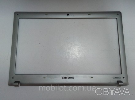 Корпус Samsung RV518 (NZ-7206)
Часть корпуса рамка и крышка матрицы к ноутбуку S. . фото 1