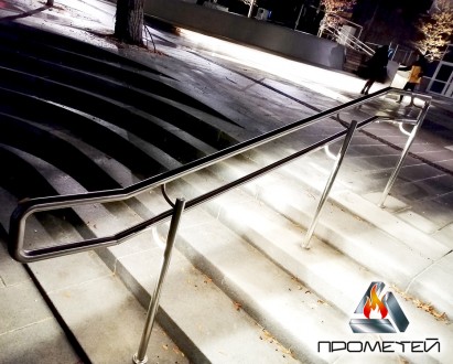 
Овещение лестниц с помощью светодиодов - современный тренд в строительстве здан. . фото 18