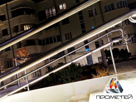 
Овещение лестниц с помощью светодиодов - современный тренд в строительстве здан. . фото 9