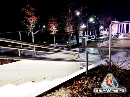 
Овещение лестниц с помощью светодиодов - современный тренд в строительстве здан. . фото 2