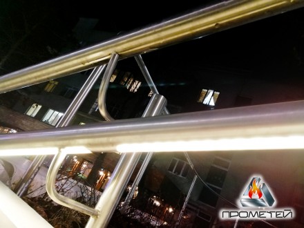 
Овещение лестниц с помощью светодиодов - современный тренд в строительстве здан. . фото 3