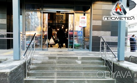 
Різні способи зробити центральний вхід магазину зручним і красивим
Огорожі та і. . фото 1