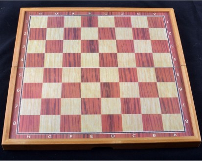 Игровой набор 3в1 нарды шахматы и шашки
Размер: 48х48 см
Материал: Дерево. . фото 4