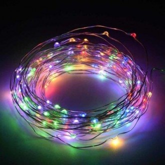 Преимущества новогодней LED гирлянды:
1. Изделие состоит из 100 светодиодных лам. . фото 3
