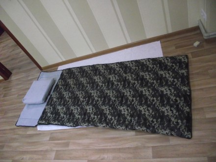 Спальный мешок- одеяло изготовлен из непромокаемой ткани оксфорд , утеплен синте. . фото 4