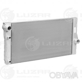 Радиатор охлаждения BMW 5 (10-) BMW 7 (08-) Luzar LRc 26114 используется в качес. . фото 1