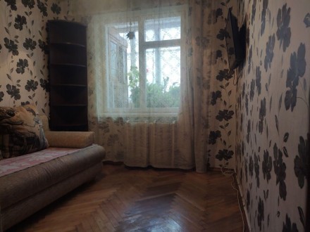 Квартира в отличном жилом состоянии,чешка,не угловая,не фасадная,все комнаты с р. Киевский. фото 2