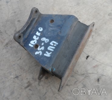 Опора, подушка кпп Ивеко 35-10 Iveco Daily