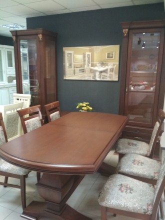 Предлагаем эксклюзивную мебель Картиса для гостиной комнаты из массива дуба.

. . фото 7