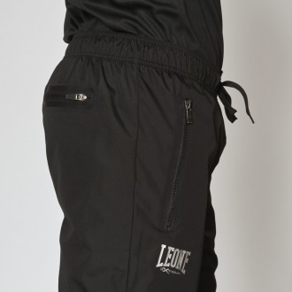 Спортивні штани Leone Logo Black
Спортивні штани Leone Logo Black виготовлені з . . фото 6