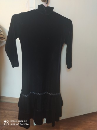 Нарядное платье бархат(стрейч) чёрного цвета для девочки 8-12 лет))) 
Длина по . . фото 3