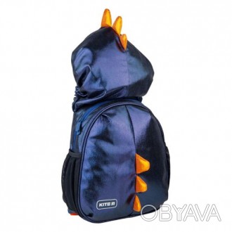 Детский рюкзак с капюшоном. Уплотненная спинка - мягкая, деликатно прилегает к с. . фото 1