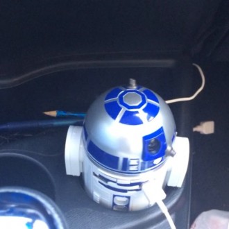Автомобильное USB-зарядное устройство R2-D2.
Это не просто автомобильная зарядк. . фото 8