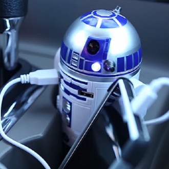 Автомобильное USB-зарядное устройство R2-D2.
Это не просто автомобильная зарядк. . фото 4