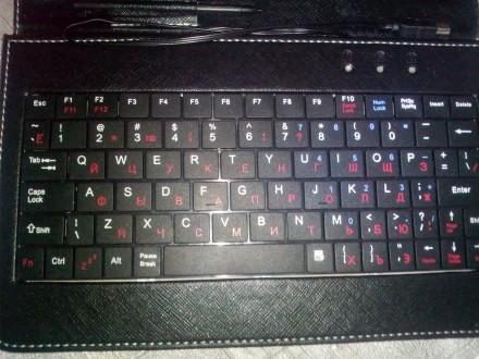 Новый чехол-клавиатура для планшета диагональю"7-8". Клавиатура:англо-. . фото 4