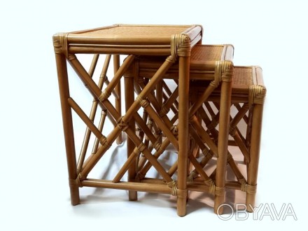 Комплект плетених столиків з натурального ротанга в горіховому кольорі складаєть. . фото 1