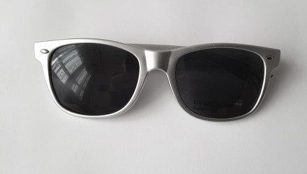 Солнцезащитные очки самой распространённой модели в мире Wayfarer (унисекс) от ф. . фото 7