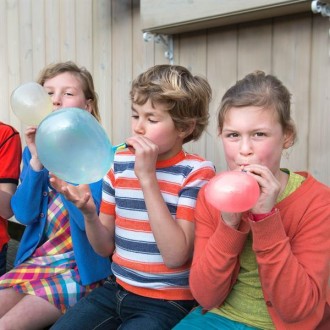 Набор для выдувания пузырей 4M понравится детям 5-7 лет. С ним можно выдуть гига. . фото 6