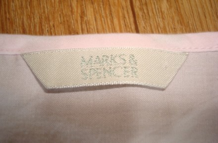 Красивая и нежная ночная рубашка нежно розового цвета вс вышивкой по всему полот. . фото 9