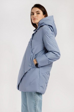 Удлиненная куртка женская демисезонная Finn Flare асимметричного кроя со скрытой. . фото 4
