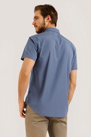 Мужская рубашка от известного бренда Finn Flare. Модель с коротким рукавом, сине. . фото 4