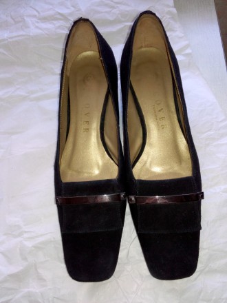 Продам женские замшевые черные туфли Cover, б/у, размер 36, на узкую ногу. Состо. . фото 3