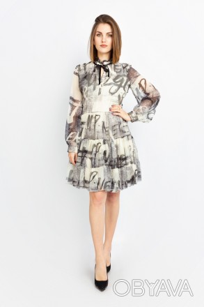 
Стильное платье Ladyform бежевого цвета с абстрактным узором, производство Турц. . фото 1