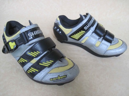 Вело туфли Shimano carbon, размер 37
страна производитель - Китай
эко кожа, те. . фото 3