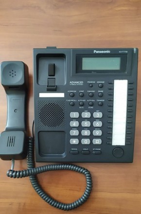Аналоговый системный телефон Panasonic KX-T7735UA-B б/у (в хорошем состоянии).
. . фото 3