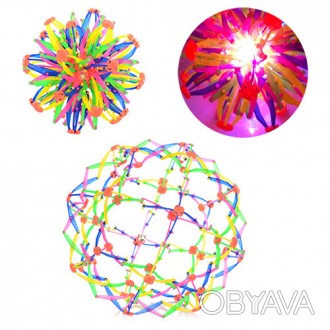 Мяч M 5391 (144шт) трансформер, свет, в кульке, 15-15-15см. . фото 1